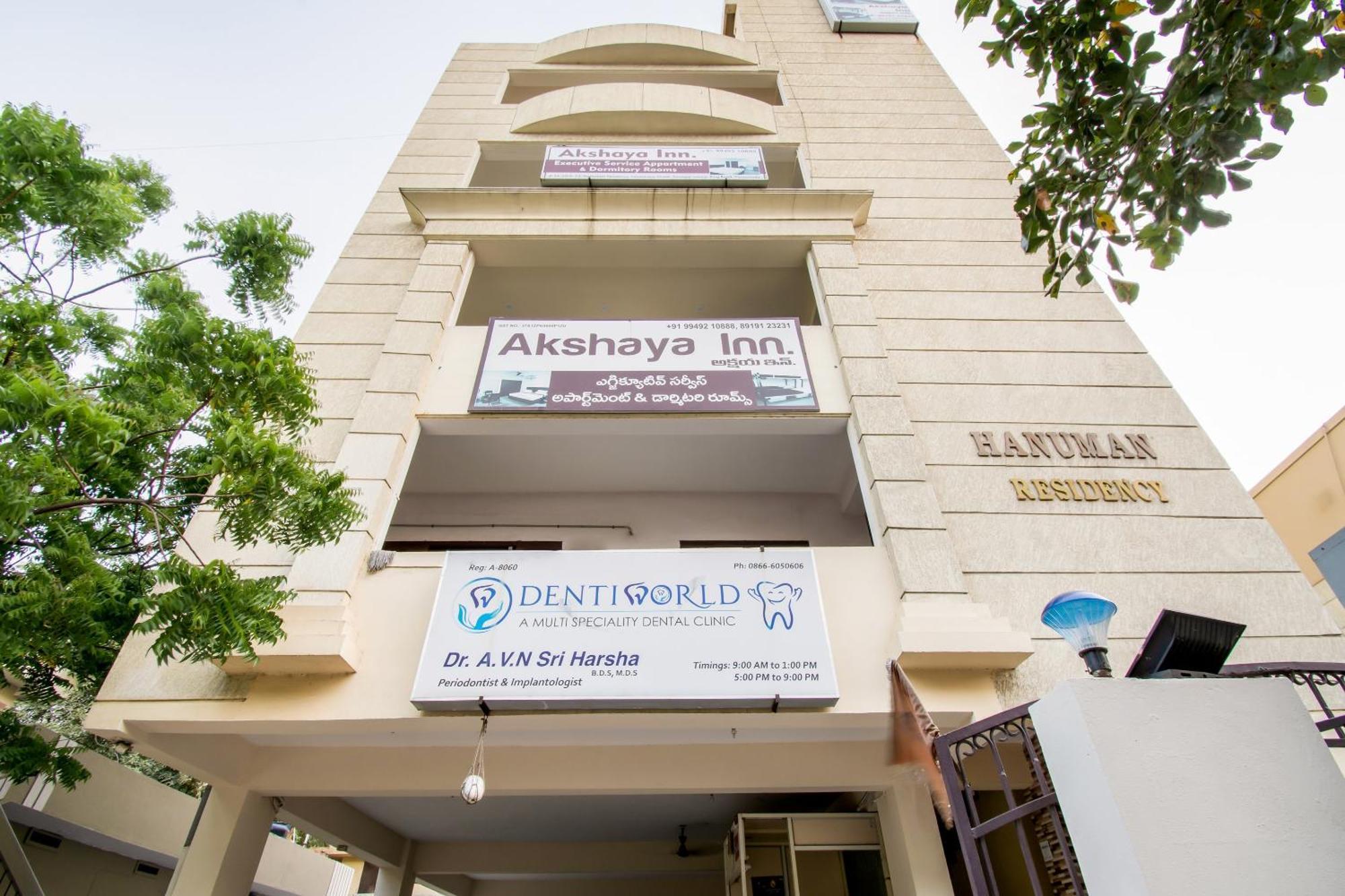 Oyo Akshaya Inn Vidzsajavádá Kültér fotó